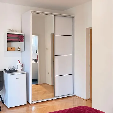Kate Apartment *